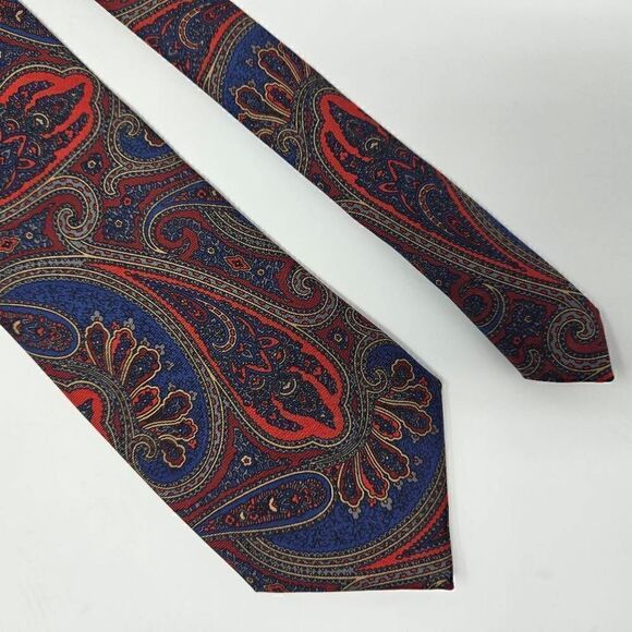 VINTAGE JUSTIN CROSS BONMARCHE SILK TIE RED BLUE PAISLEY SMOOTH 3.5" X 57" - Picture 1 of 2